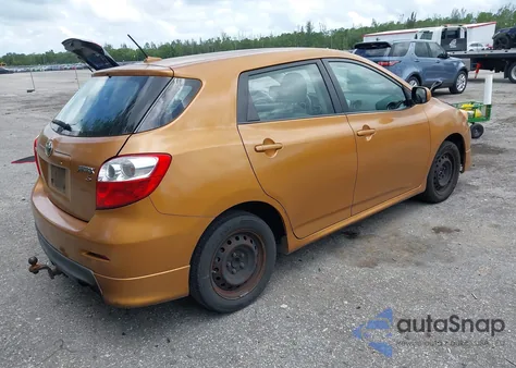 2009 Toyota Matrix S z USA, uszkodzony, nr VIN 2T1KE40E79C012324